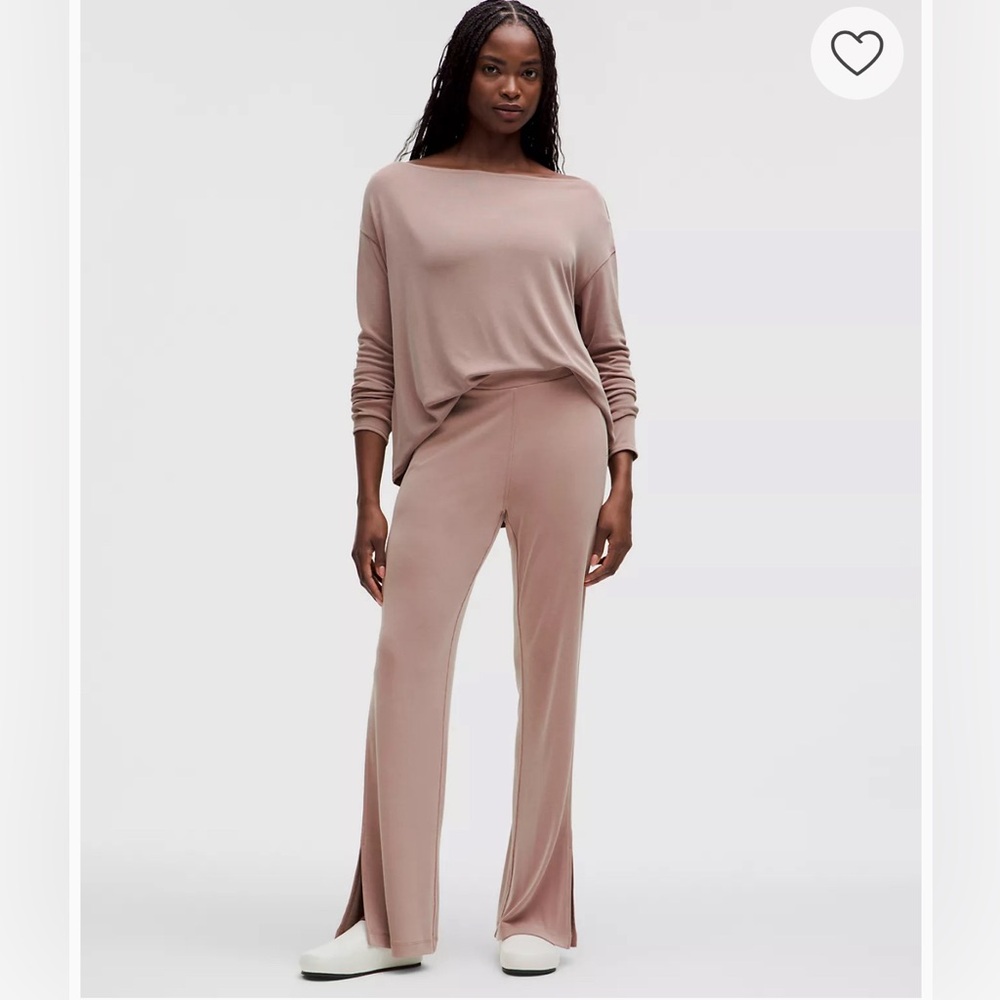 Drapey softreme flared pant in twightlight rose